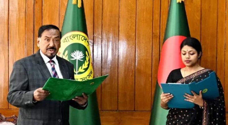 সংরক্ষিত নারী আসনে শপথ নিলেন এনসিপির নুসরাত তাবাসসুম